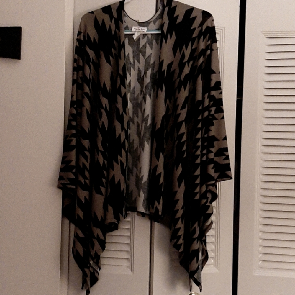 The Zig Zag Stripe women's top